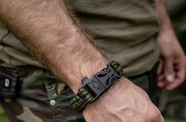 Bracelet Paracord militaire 5