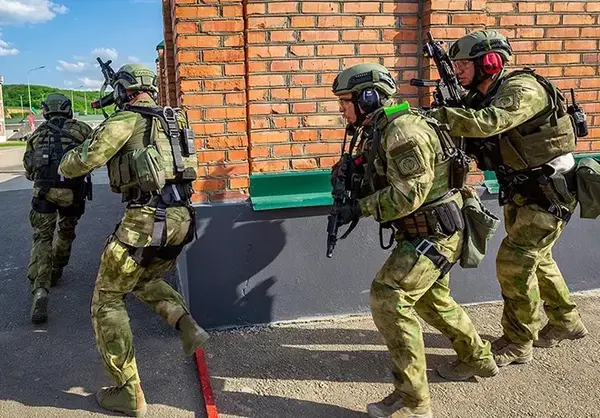 Commandos russe Spetsnaz Montres militaires 8