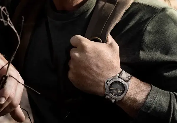 Montre Forces speciales Panerai Submersible Navy SEA Ls 22