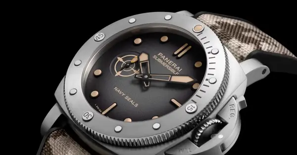 Montre Forces speciales Panerai Submersible Navy SEA Ls Logo 0