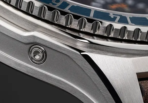 Montre Formex Stratos UTC 11