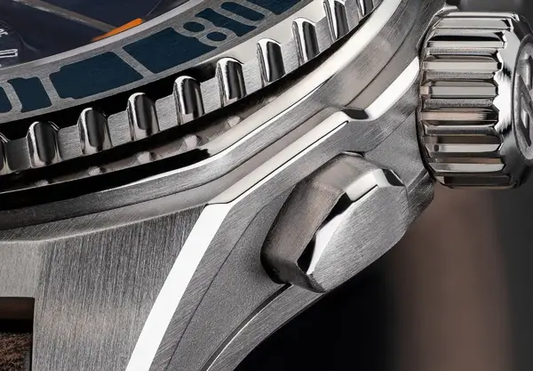 Montre Formex Stratos UTC 13