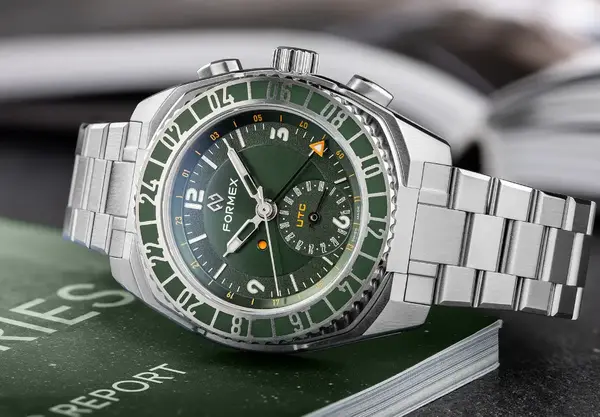 Montre Formex Stratos UTC 15