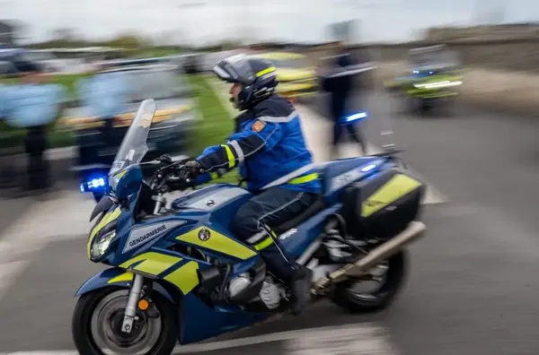 Montre Gendarmerie Nationale 4