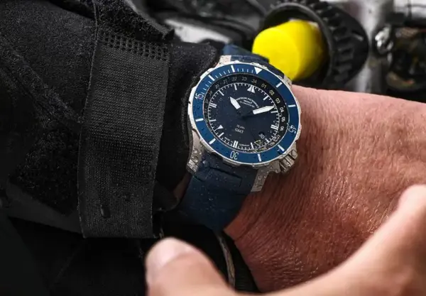 Montre Militaire Muhle Glashutte Seebataillon GMT 13