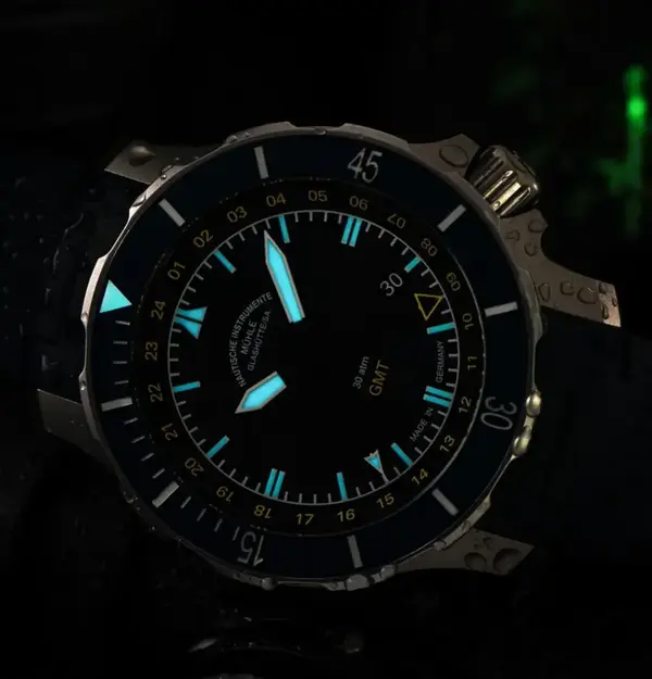 Montre Militaire Muhle Glashutte Seebataillon GMT 5