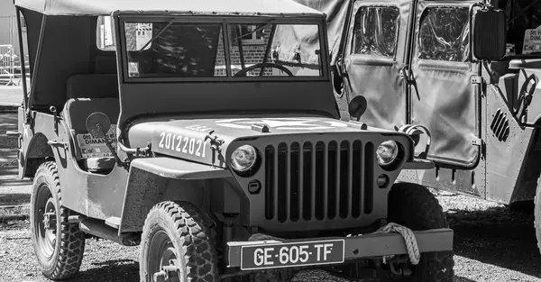 Montre Militaire Praesidus A 11 LMUV 1 1