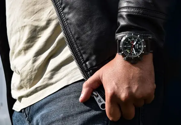 Montre aviaiteur B R M AERO 8 Chrono Horizon 13