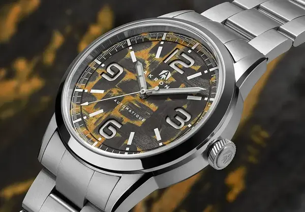 Montre aviateur Akrone C 03 Carbon Fury 17