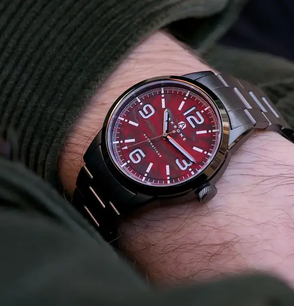 Montre aviateur Akrone C 03 Carbon Fury 5