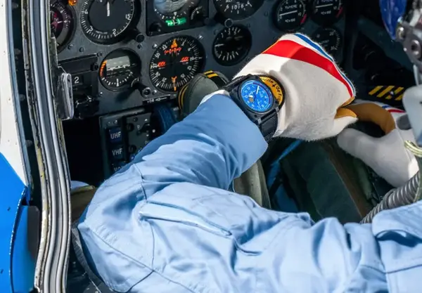 Montre aviateur Bell Ross BR 03 Patrouille de France 18