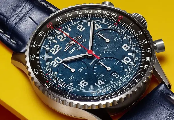 Montre aviateur Breitling Navitimer B02 Chronograph 41 Cosmonaute ARTEMIS II 13