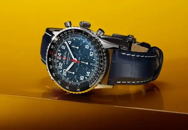 Montre aviateur Breitling Navitimer B02 Chronograph 41 Cosmonaute ARTEMIS II 16