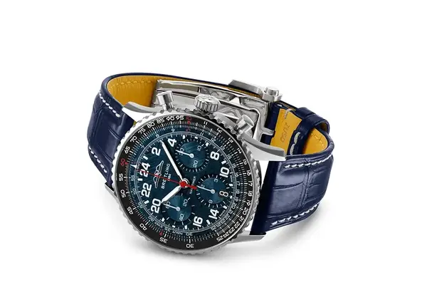 Montre aviateur Breitling Navitimer B02 Chronograph 41 Cosmonaute ARTEMIS II 18