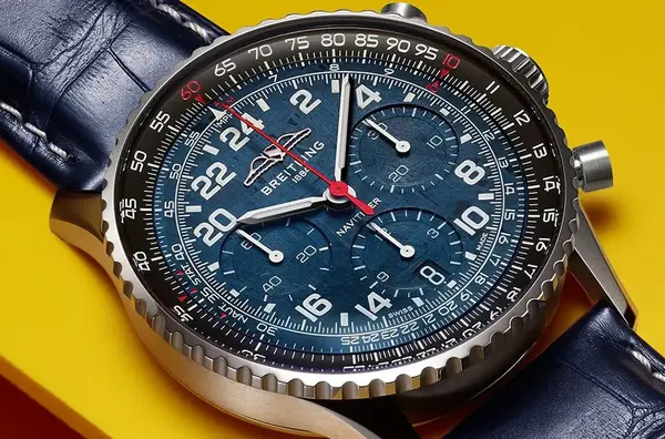 Montre aviateur Breitling Navitimer B02 Chronograph 41 Cosmonaute ARTEMIS II 42