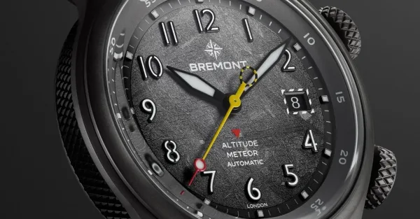 Montre aviateur Bremont Altitude MB Meteor Stealth Grey 0