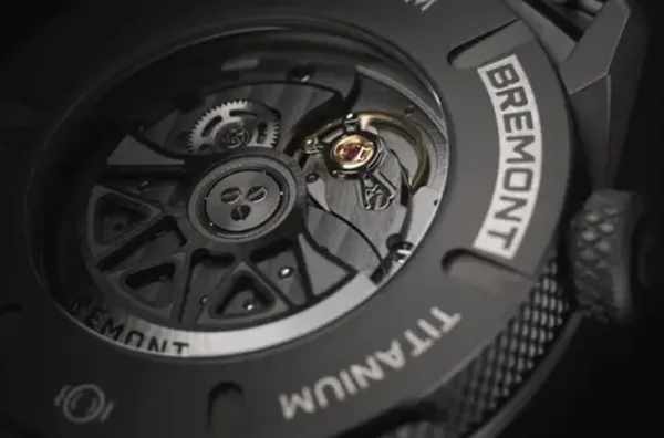 Montre aviateur Bremont Altitude MB Meteor Stealth Grey 4