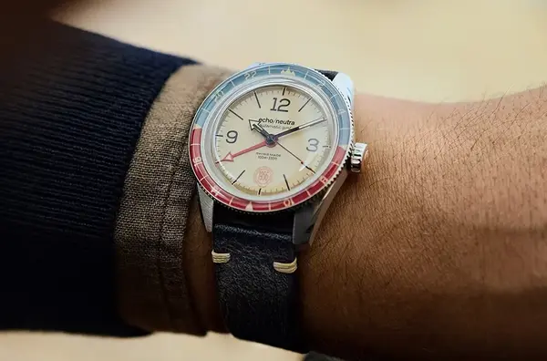 Montre aviateur Echo Neutra 1956 GMT 1