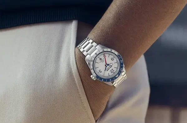 Montre aviateur Echo Neutra 1956 GMT 2