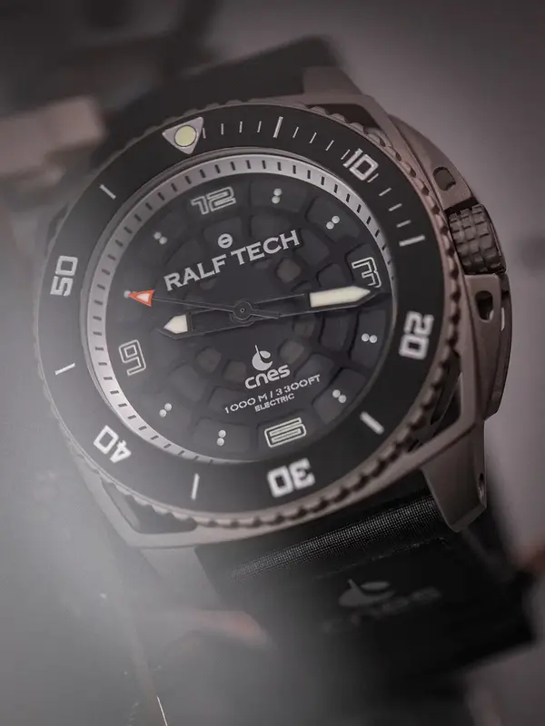 Montre aviateur Supernova Millenium Ralf Tech CNES 1