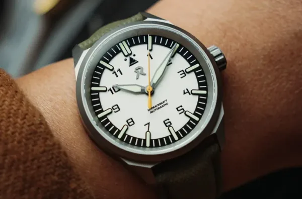 Montre aviation RZE Resolute Type A Medallion Yellow 9