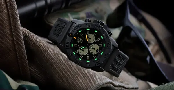 Montre forces speciales Luminox Navy SEAL Chronographe 0