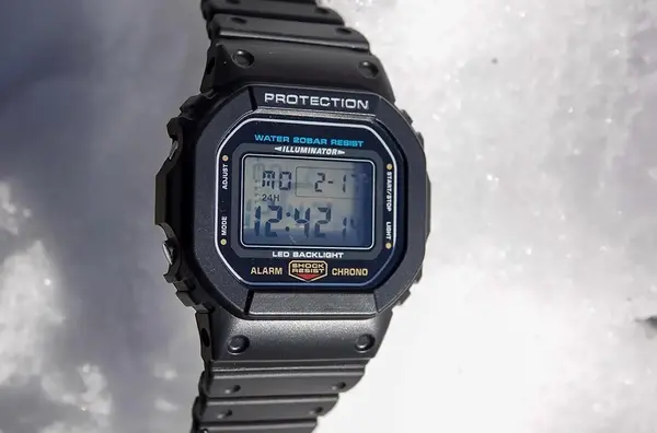 Montre militaire Casio 5