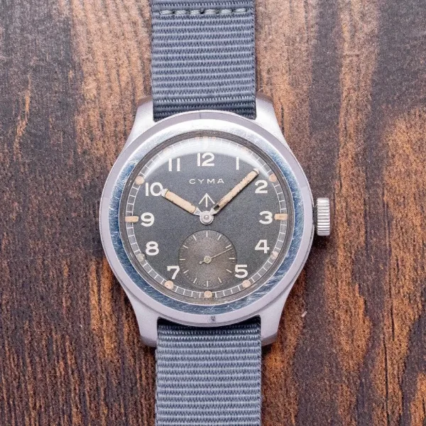 Montre militaire Cyma W W W Dirty Dozen 1