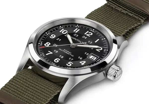 Montre militaire Hamilton Khaki Field Auto Call of Duty 13