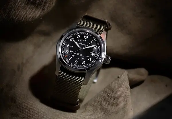 Montre militaire Hamilton Khaki Field Auto Call of Duty 20