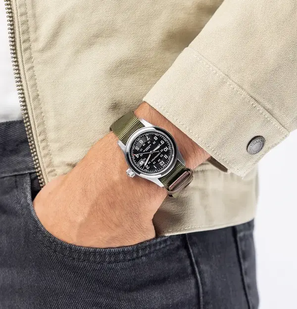 Montre militaire Hamilton Khaki Field Auto Call of Duty 8