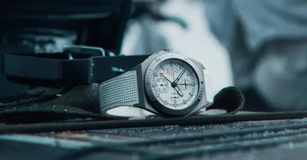 Montre militaire Micromilspec Milgraph GMT Chronograph 0