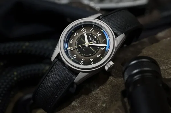 Montre militaire Nodus Sector II Field Titanium Shale 9