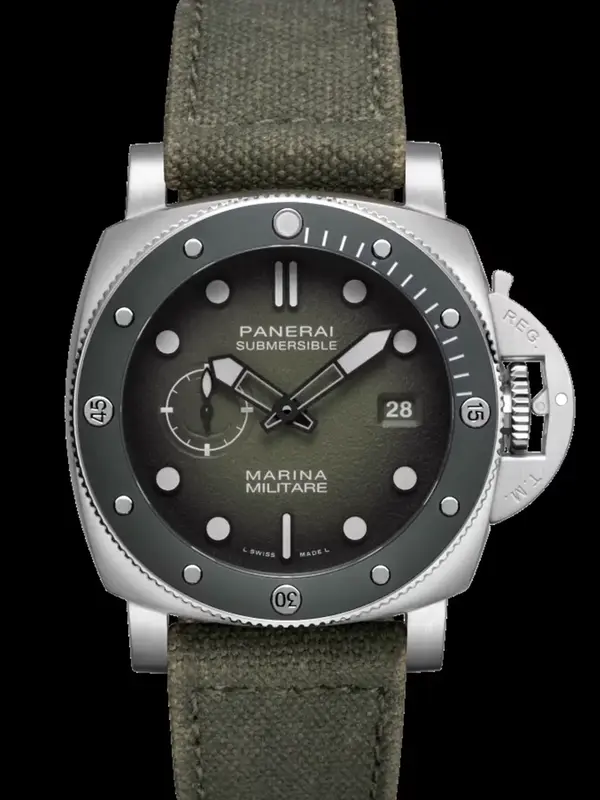 Montre militaire Panerai Submersible Marina Militare PAM01697 9