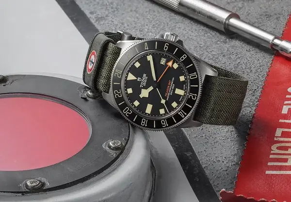 Montre militaire Tudor Pelagos FXD GMT 11