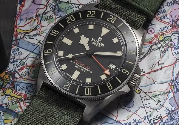 Montre militaire Tudor Pelagos FXD GMT 12