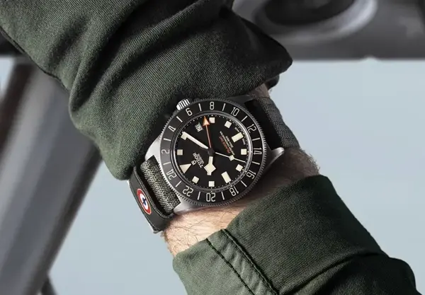 Montre militaire Tudor Pelagos FXD GMT 13