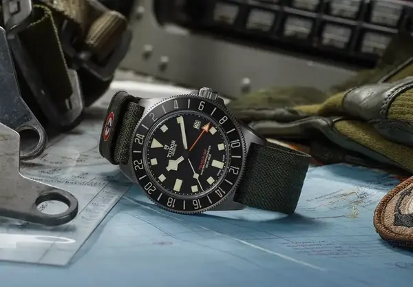 Montre militaire Tudor Pelagos FXD GMT 14