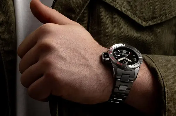 Montre plongee BALL Engineer Hydrocarbon EOD 1