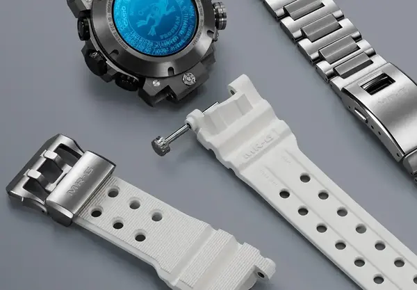 Montre plongee Casio G Shock MRG BF1000 EB 15