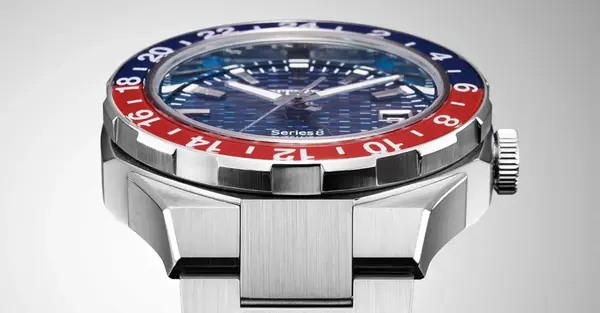 Montre plongee Citizen Serie 8 GMT 0