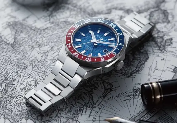 Montre plongee Citizen Serie 8 GMT 20