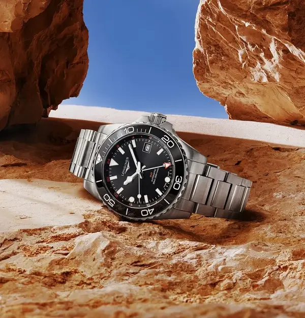 Montre plongee Longines Hydroconquest GMT 8