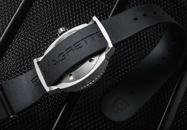 Montre plongee Magrette Moana Pacific Professional Titanium 23