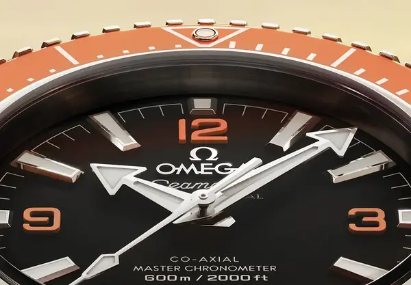 Montre plongee Omega Seamaster Planet Ocean 14