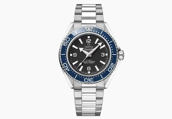 Montre plongee Omega Seamaster Planet Ocean 23