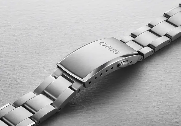 Montre plongee Oris Divers Date 14