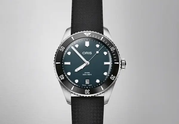 Montre plongee Oris Divers Date 21