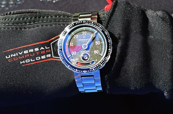 Montre plongee RESERVOIR Hydrosphere Blackfin 7