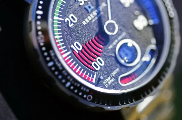 Montre plongee RESERVOIR Hydrosphere Blackfin 9